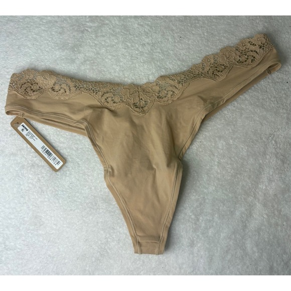 SKIMS Other - SKIMS Fits Everybody Lace Dipped Thong Clay Tan NWT PN-THG-2683 Size L